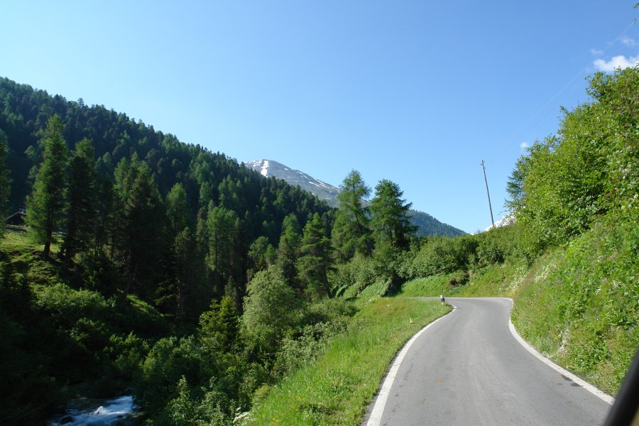 gal/bus/Tour_de_Suisse_Alpes_10/DSC02943.JPG