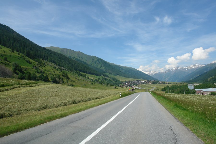 gal/bus/Tour_de_Suisse_Alpes_10/DSC03308.JPG